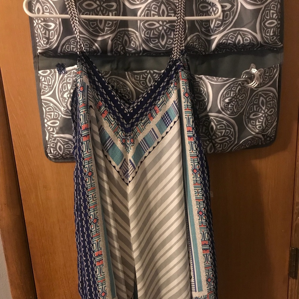 Maurice’s size 2 tank top